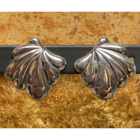 Sterling Silver Swirl Stud Earrings Vintage - Picture 2 of 6